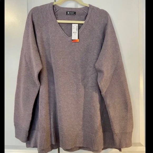 NWT Pennington’s Active Zone sweater - Picture 4 of 5